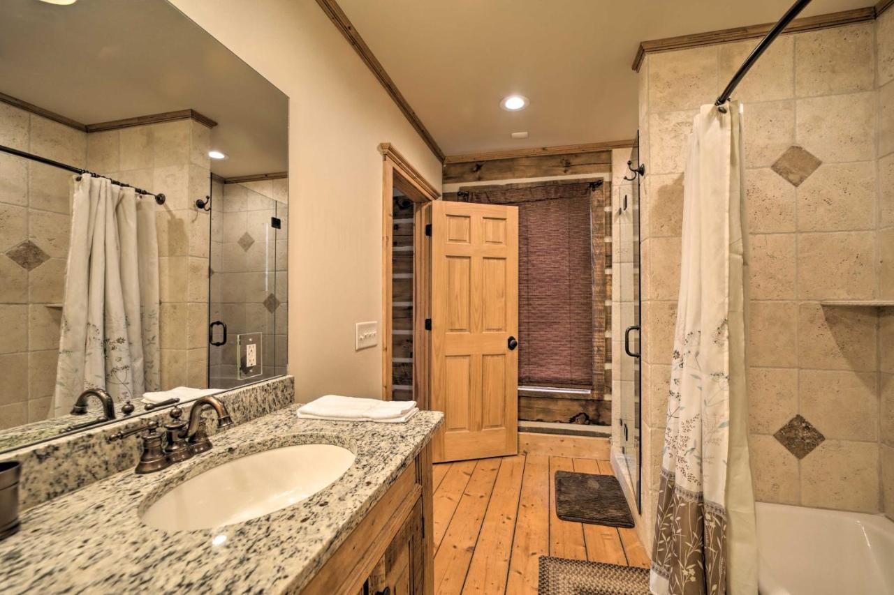 Luxury Cabin Rental In Franklin With Private Hot Tub Buitenkant foto
