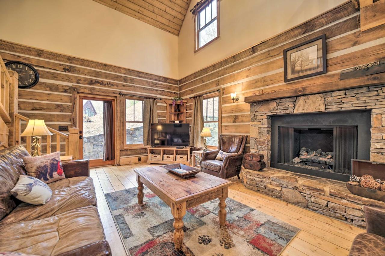 Luxury Cabin Rental In Franklin With Private Hot Tub Buitenkant foto