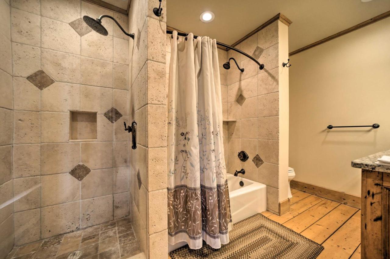 Luxury Cabin Rental In Franklin With Private Hot Tub Buitenkant foto