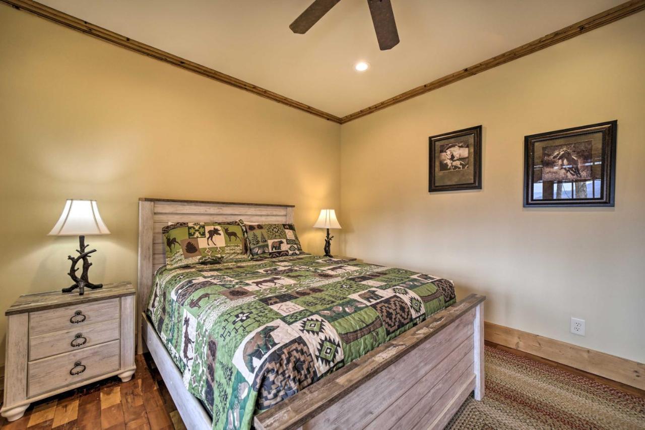 Luxury Cabin Rental In Franklin With Private Hot Tub Buitenkant foto